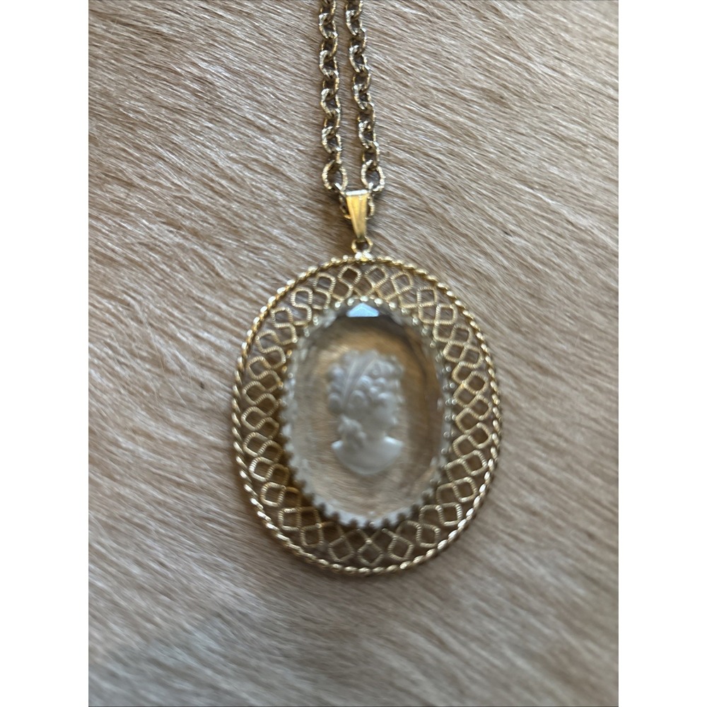 Vintage Whiting & Davis Co Gold Tone Reverse Carved Glass Cameo Necklace
